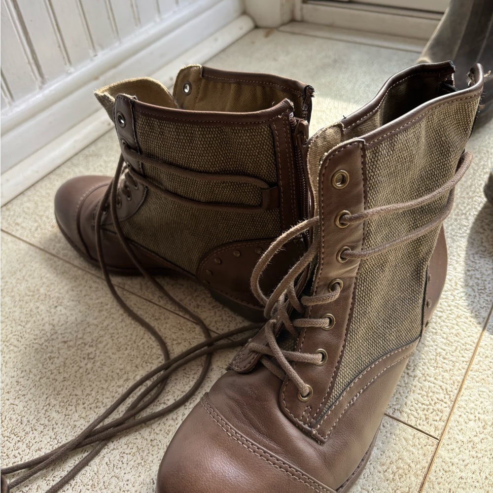 Falls Creek Brown and Tan Combat Boots